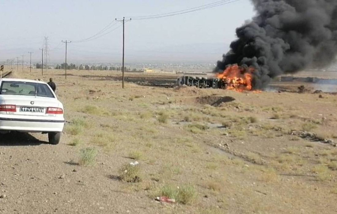 آتش سوزی تانکر حامل سوخت در محور زرند-راور